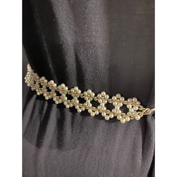 Beaded Belt Gold Tone Faux Pearl Chain Hook Closure Adjustable Fashion Accessory - Picture 7 of 10